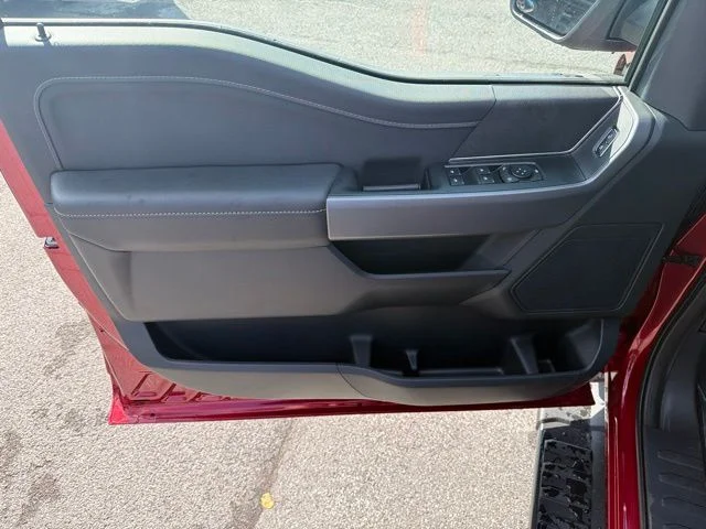 New 2026 Ruby Red Metallic Tinted Clearcoat Ford XLT image 22