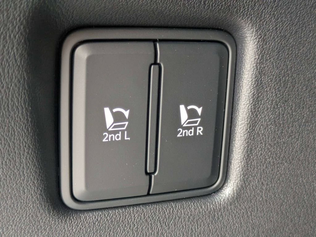 New 2027 Black Jade Green Kia X-Line EX image 16