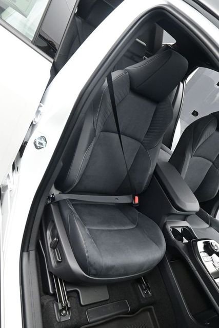 New 2026 Wind Chill Pearl/Black Toyota XSE image 16
