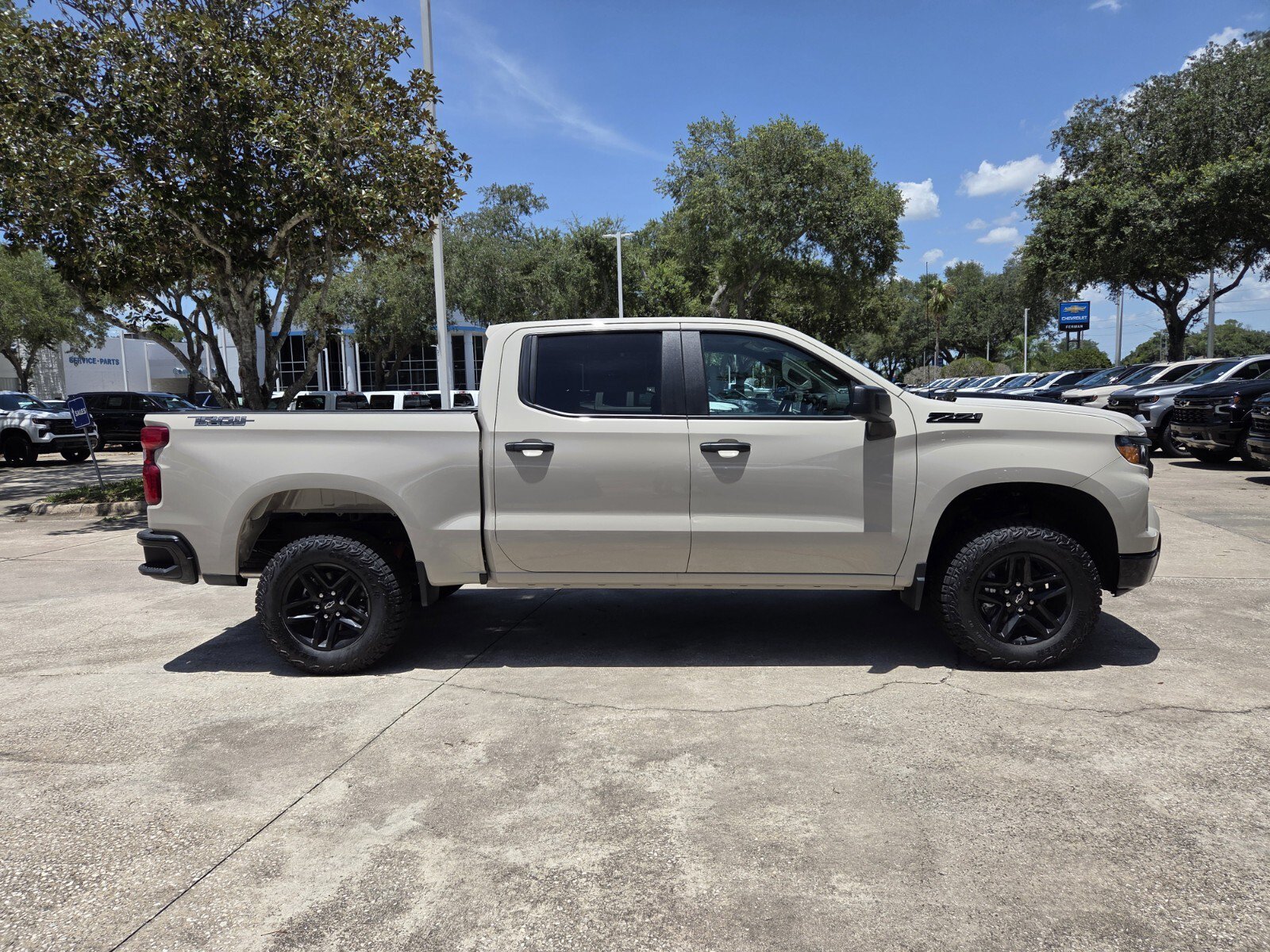 2026 Chevrolet Silverado 1500 Custom Trail Boss - Photo 8