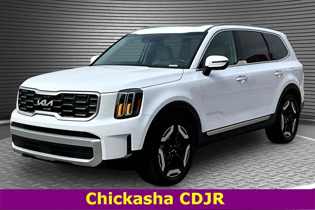2024 Kia Telluride S FWD's photo