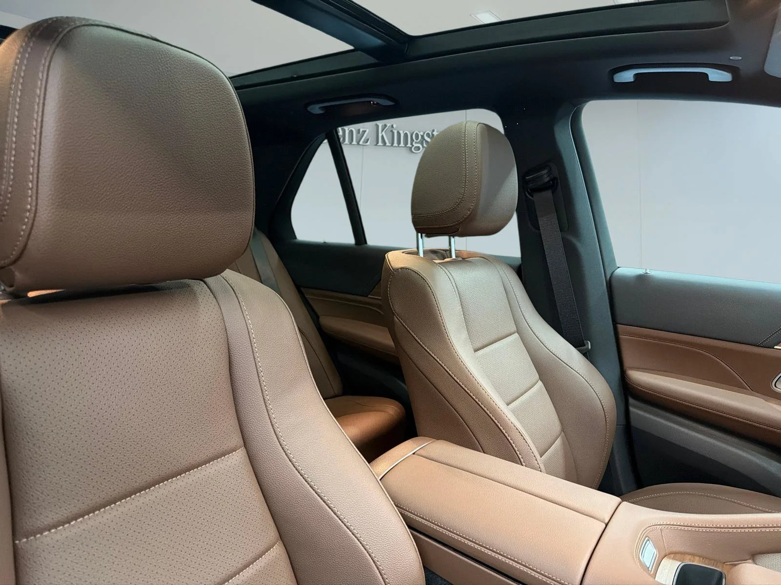 Used 2026 Black Mercedes-Benz GLE 450 image 3
