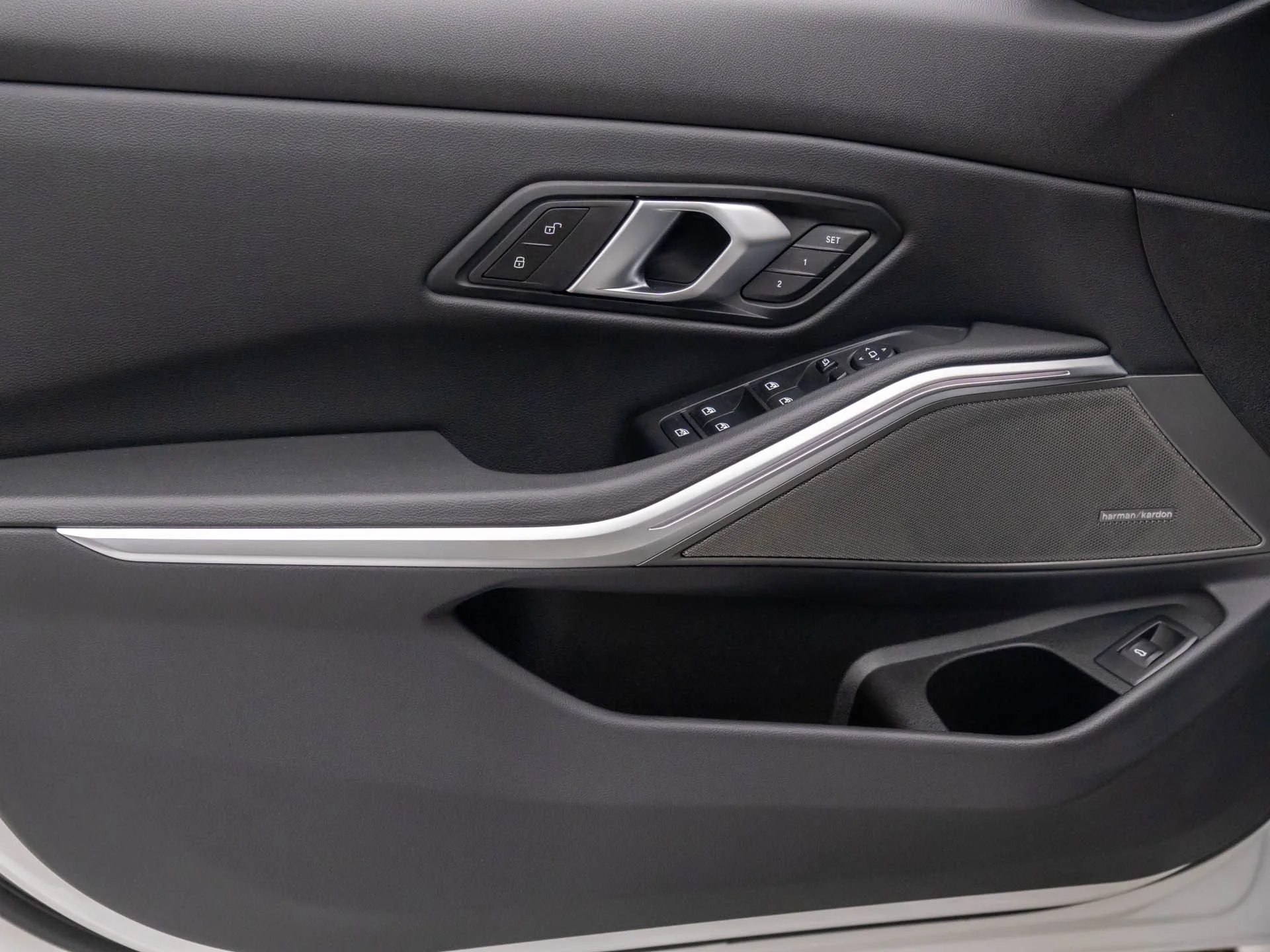 New 2026 White BMW 330i xDrive image 13