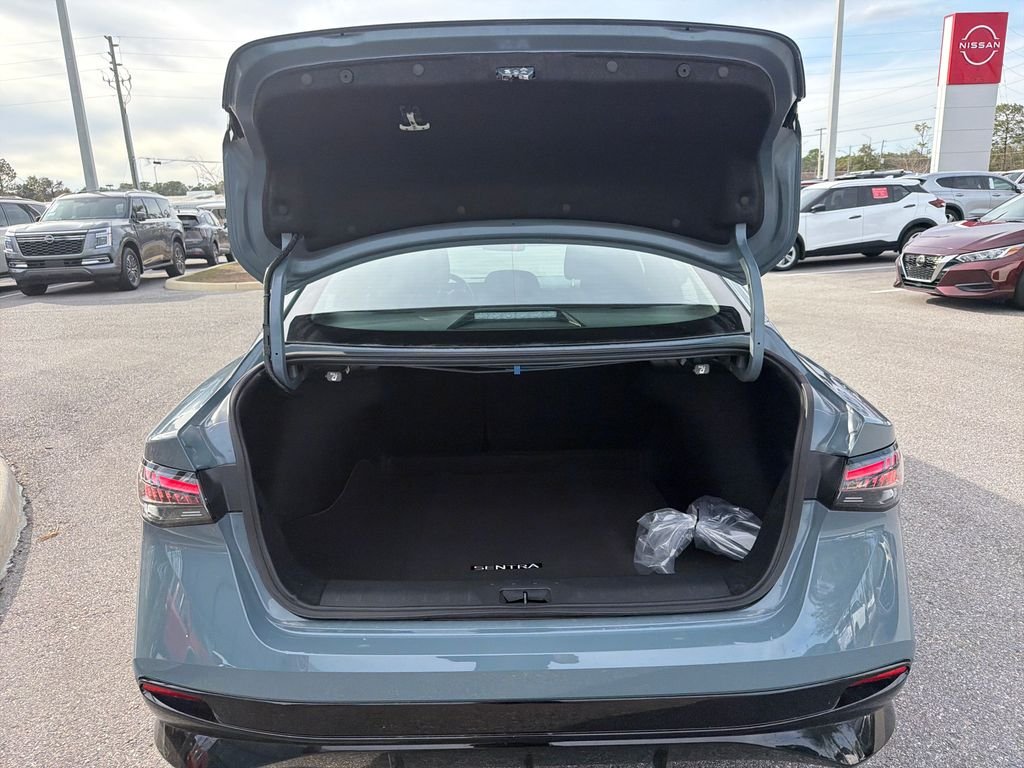 New 2026 Nissan Sentra SR 4D Sedan