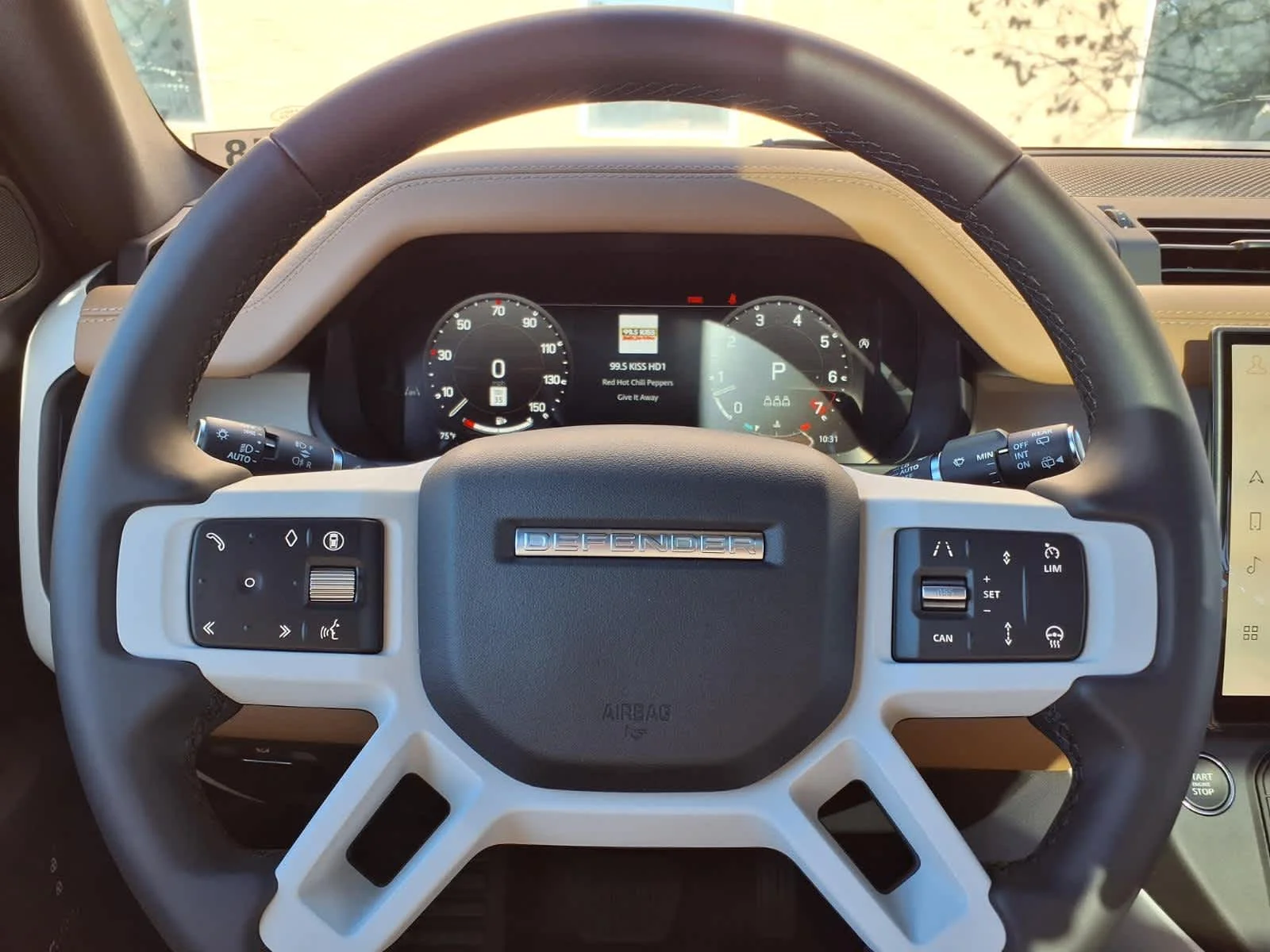 2026 Land Rover Defender X-Dynamic SE - Photo 20