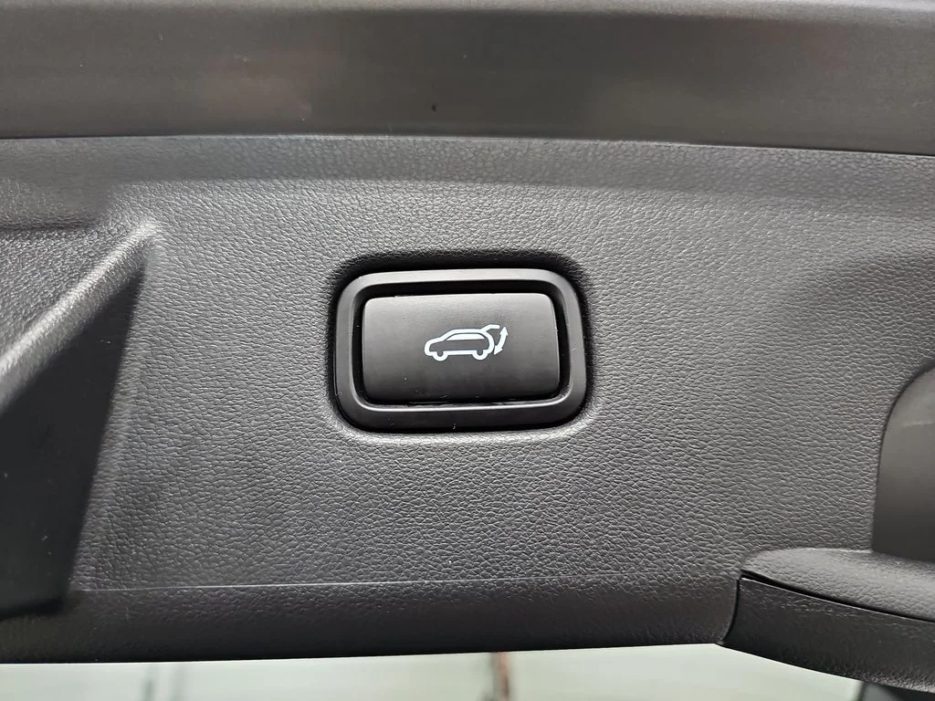 Used 2025 Gray Hyundai Limited image 16