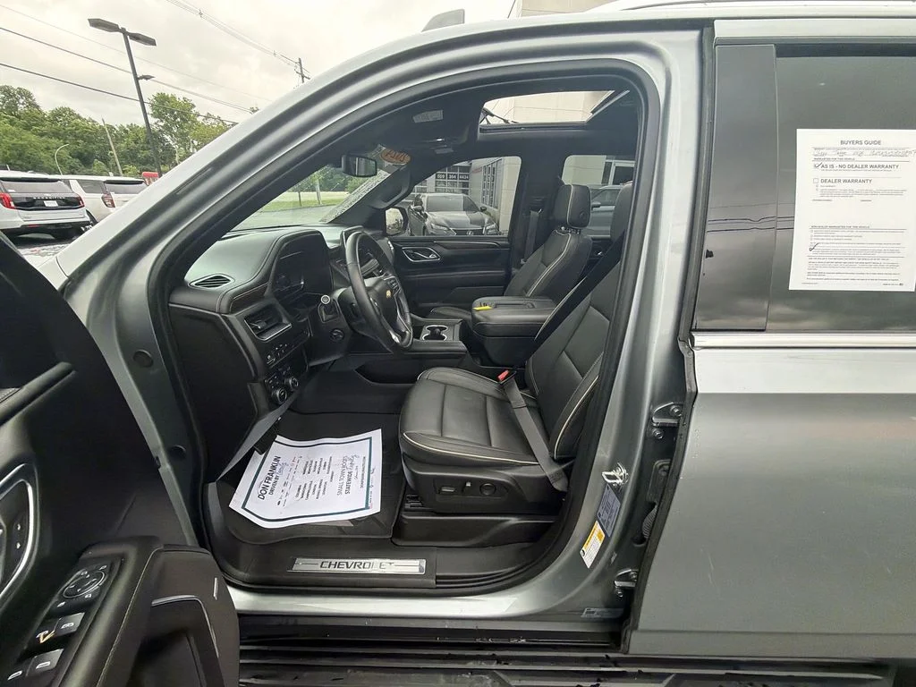 Used 2024 Gray Chevrolet Premier image 11