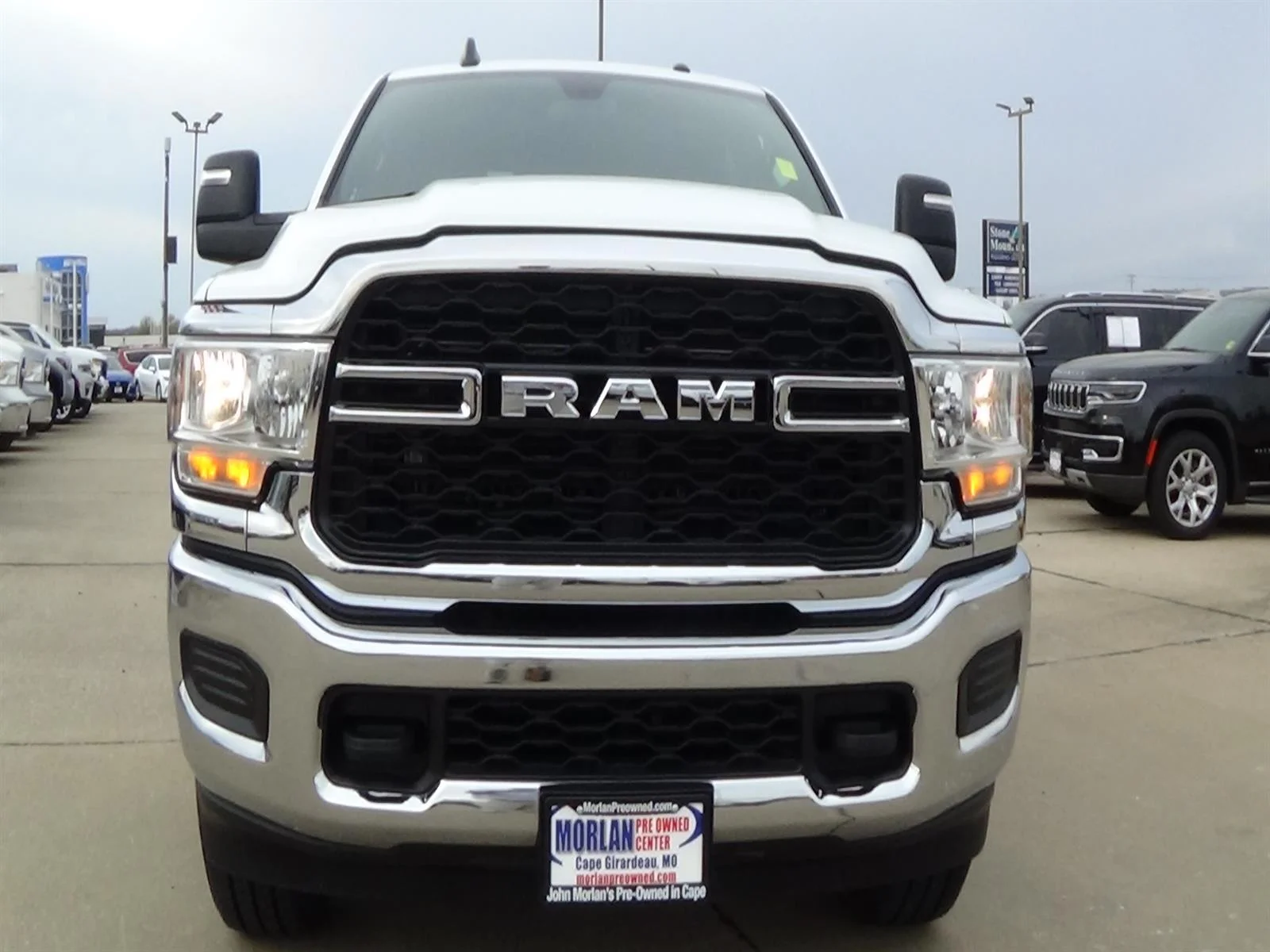 Certified Used 2024 Bright White Clear Coat (pw7) RAM Tradesman image 3