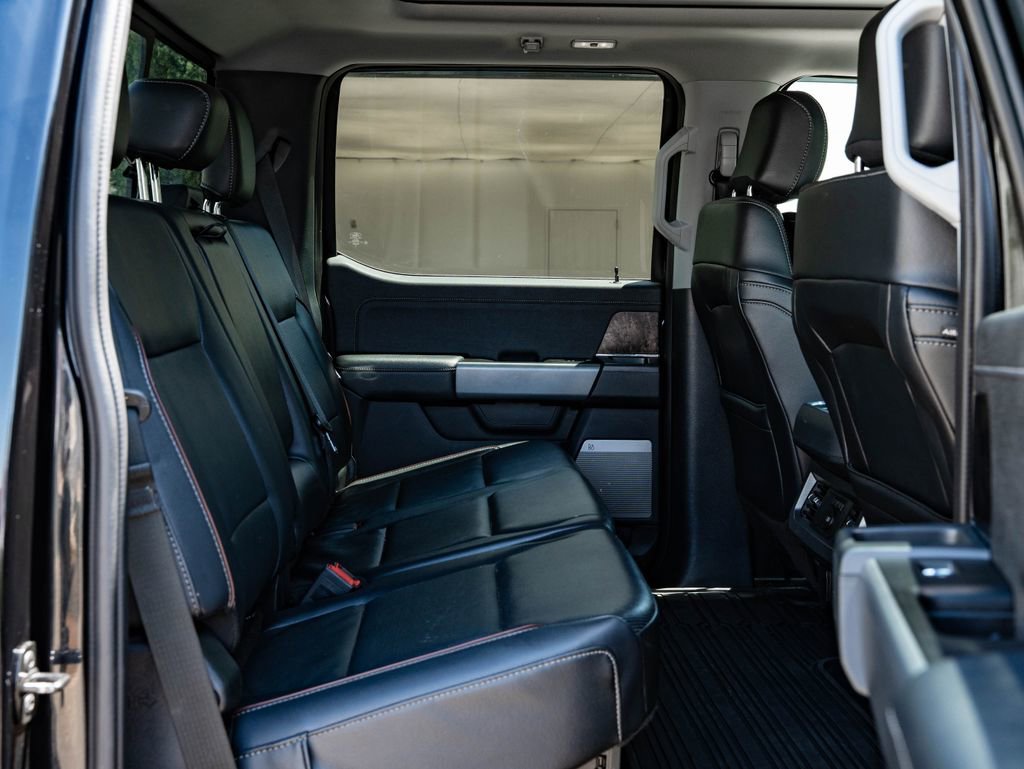 Used 2023 Agate Black Metallic Ford LARIAT image 48