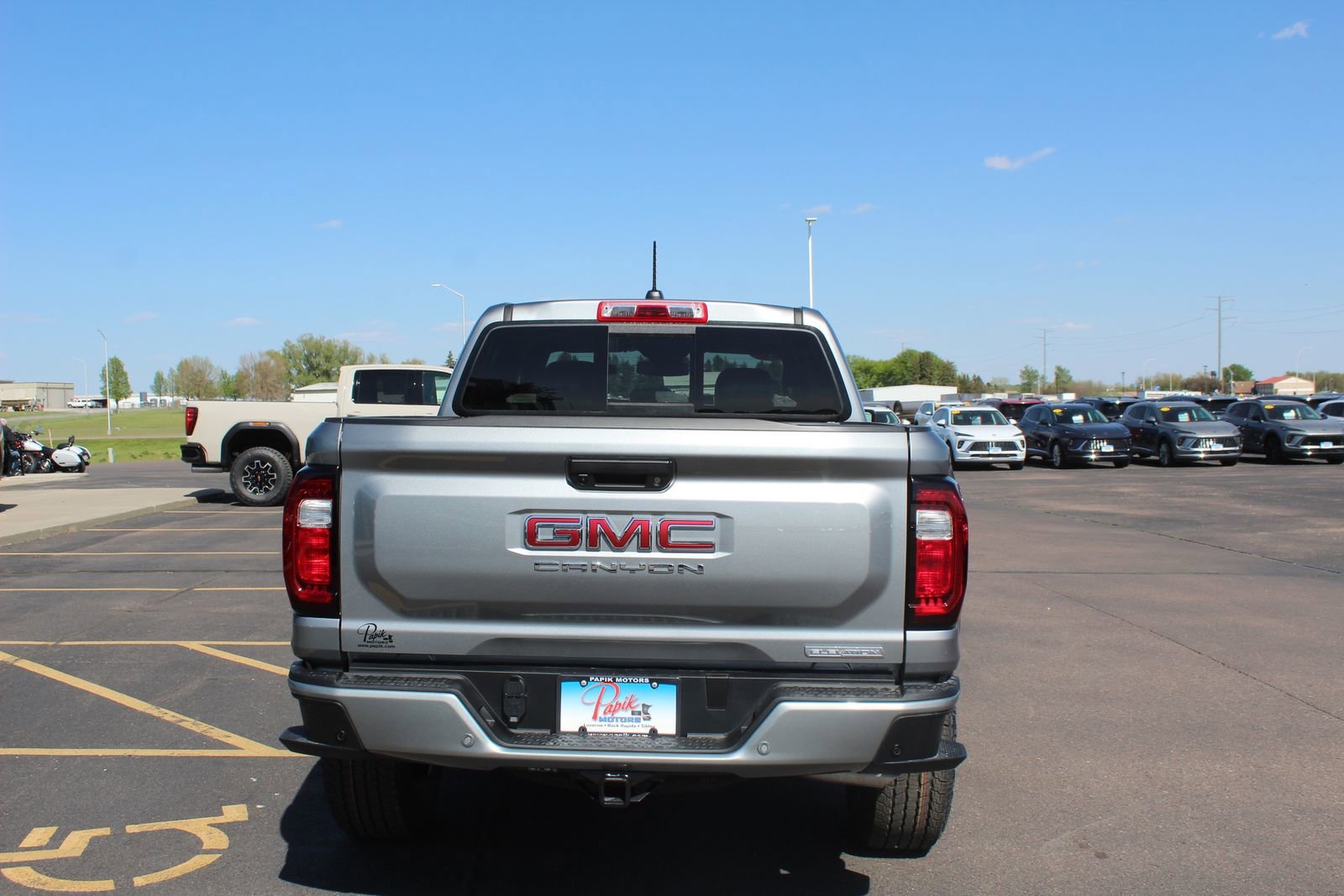 New 2026 Sterling Metallic GMC Elevation image 3