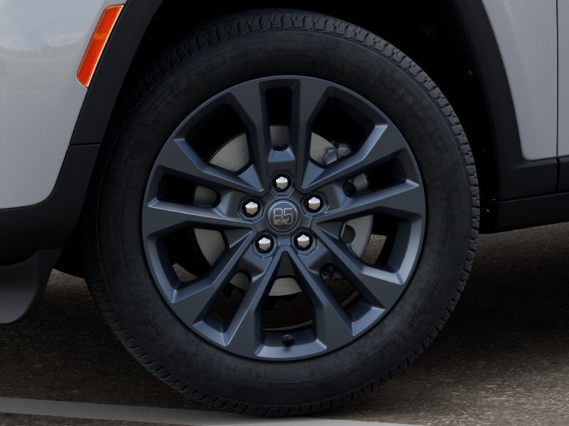 New 2026 Bright White Clear-Coat Exterior Paint Jeep GRAND CHEROKEE L 85TH ANNIVERS image 34