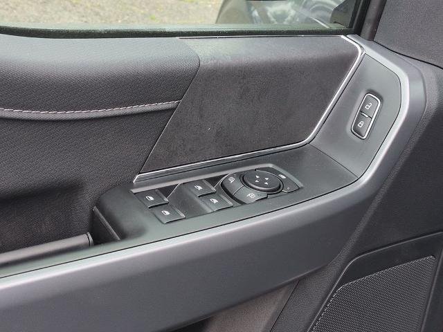New 2026 Carbonized Gray Metallic Ford XLT image 10