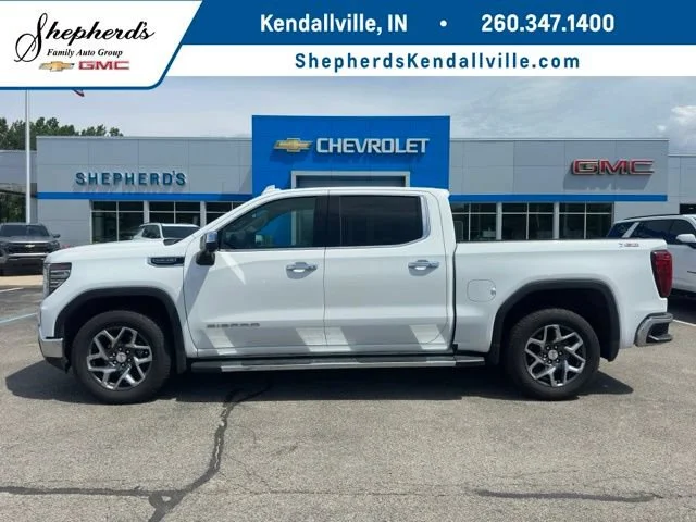 Used 2023 Summit White GMC SLT image 1