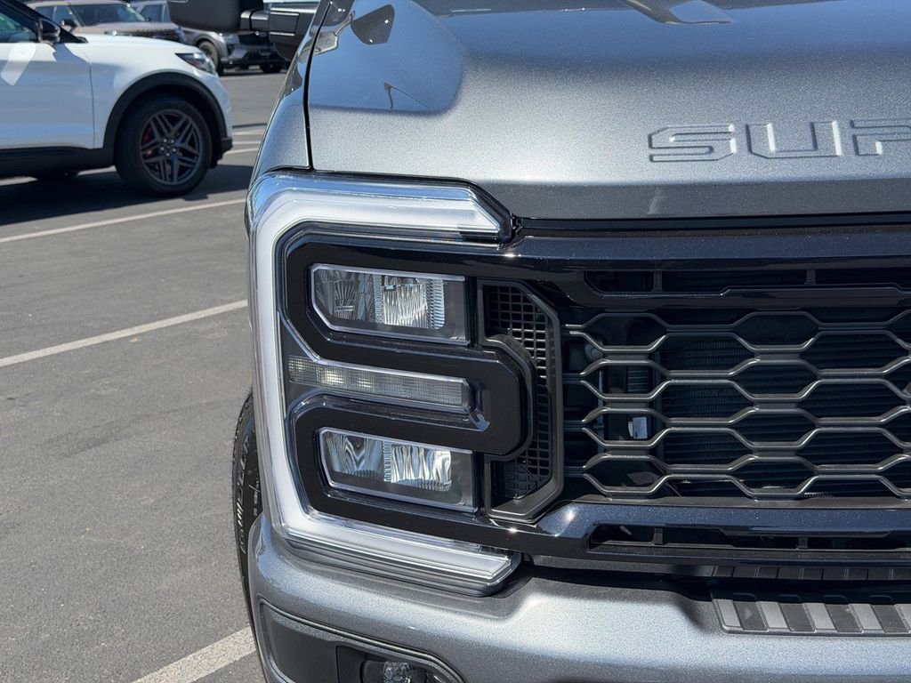 New 2026 Carbonized Gray Metallic Ford F-250® Lariat® image 4