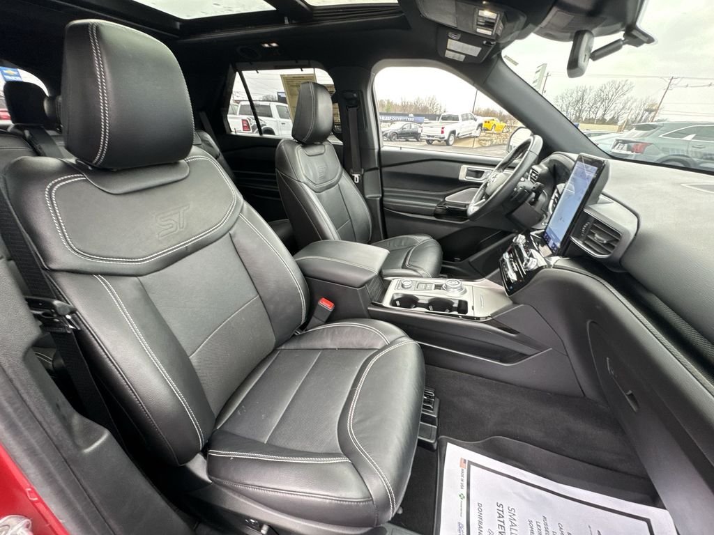 2022 Ford Explorer ST - Photo 26