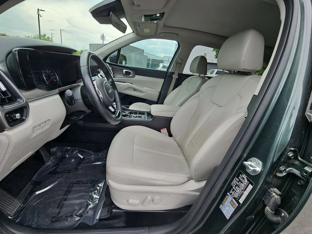 Used 2022 Green Kia X-Line EX image 15
