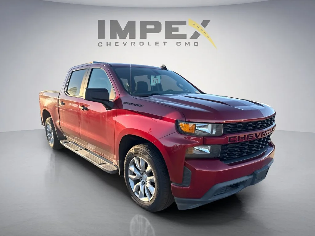 Used 2019 CAJUN RED TINTCOAT Chevrolet Custom image 7