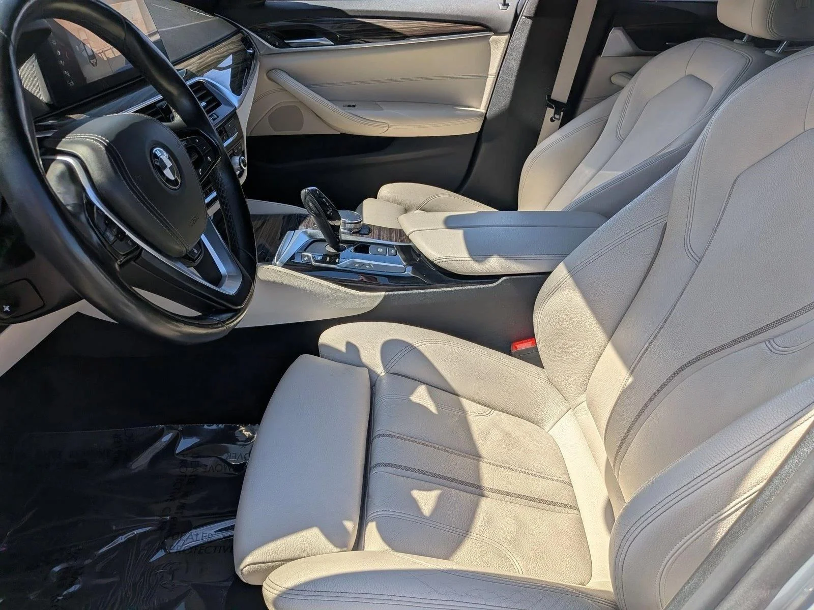 Used 2018 Glacier Silver Metallic BMW 530i image 17