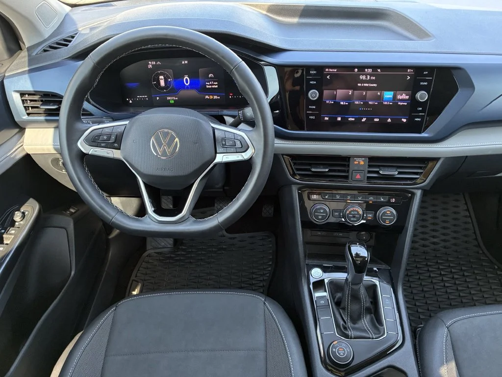 Used 2024  Volkswagen 1.5T SE image 3