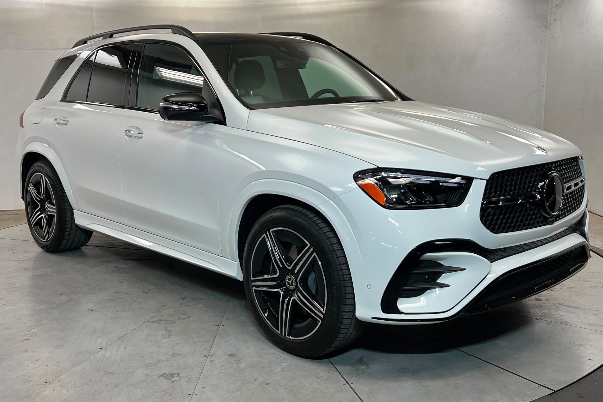New 2026 Polar White Mercedes-Benz GLE 450 image 33