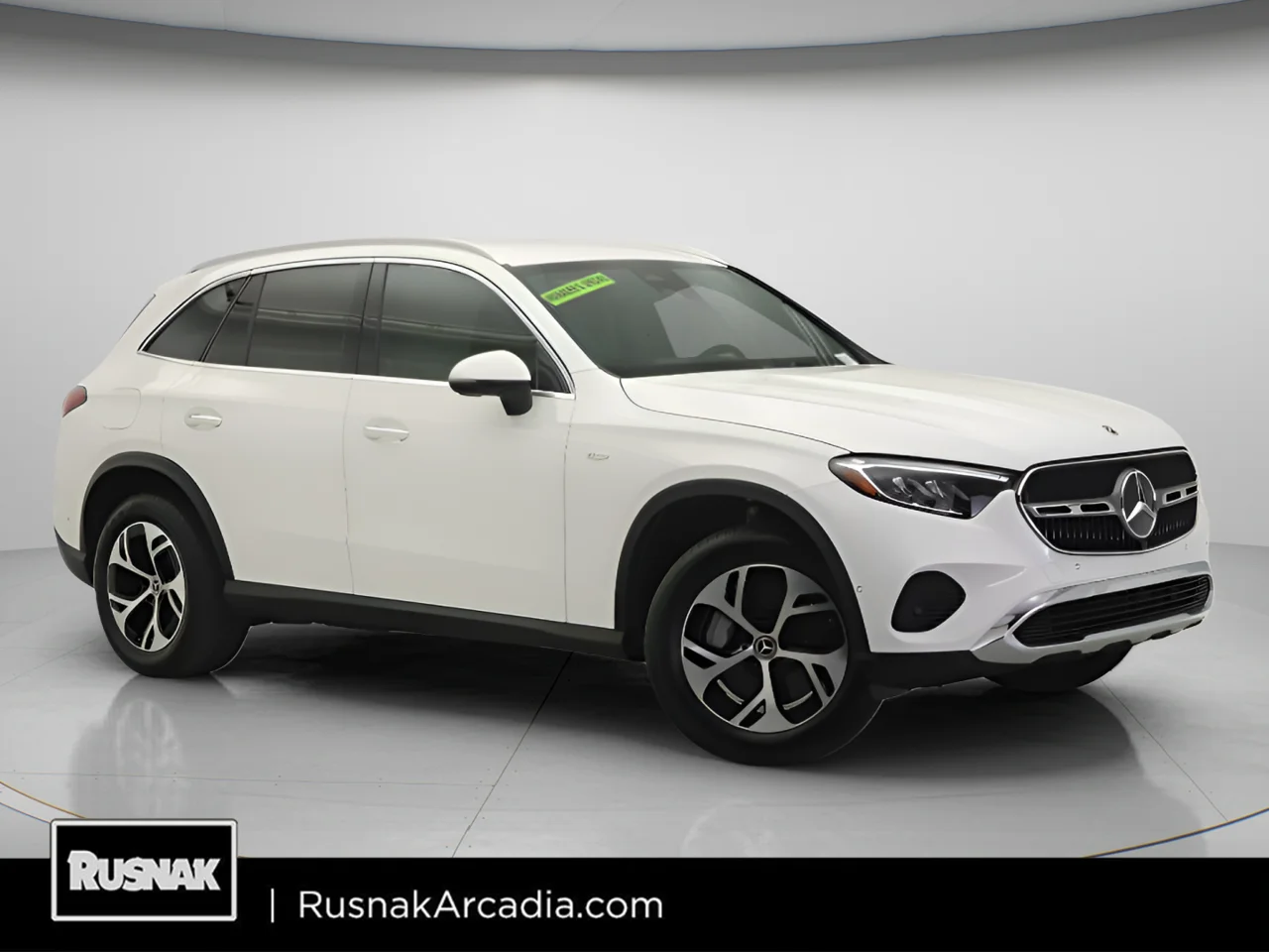 2025 Mercedes-Benz GLC