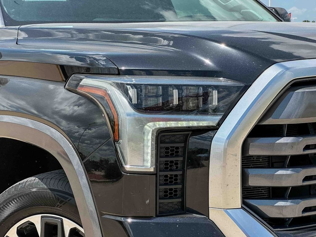2024 Toyota Tundra Limited - Photo 10