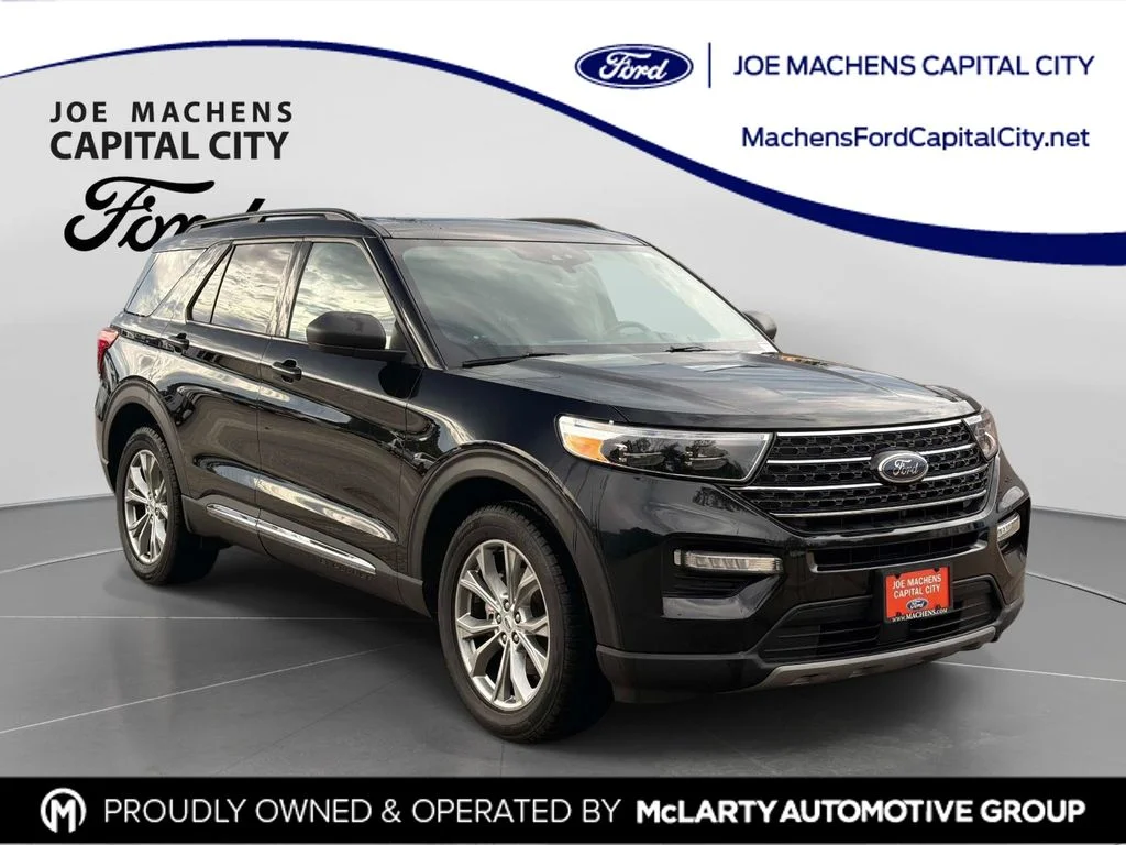 Used 2023 Agate Black Metallic Ford XLT image 1