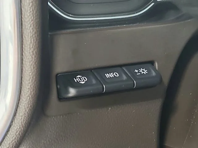 Used 2019 WHITE FROST TRICOAT GMC Denali image 60