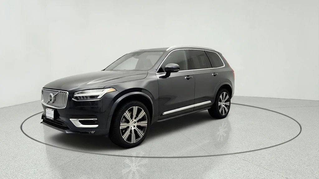 Used 2022 Savile Grey Metallic Volvo T6 AWD Inscription 7P w/ Bowers & Wilkins Audio & Air Suspension image 1