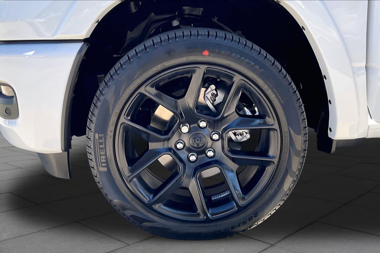 New 2027 Bright White Clear-Coat Exterior Paint RAM Laramie image 11