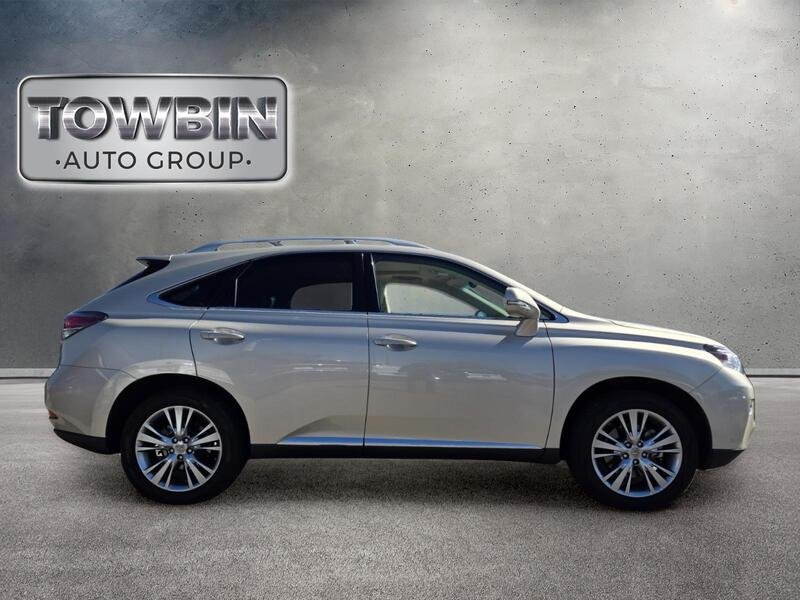 Used 2013 Cashmere Metallic LEXUS AWD 4DR image 3