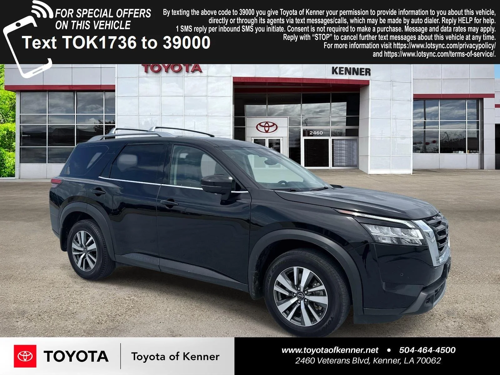2024 Nissan Pathfinder SL 4WD's photo