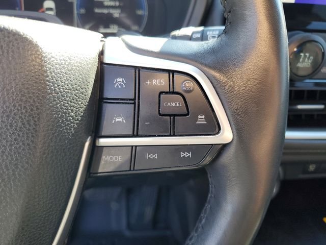 Used 2024 Black Toyota Platinum image 13