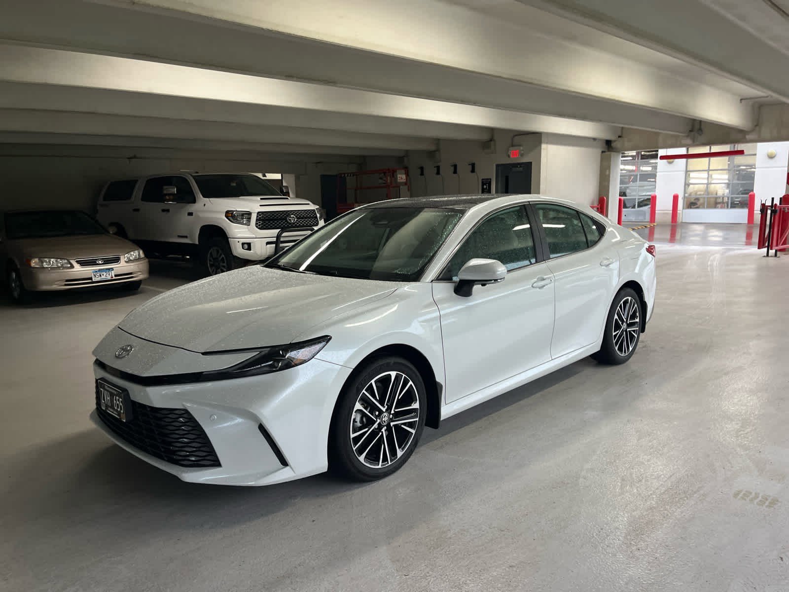 Used 2026 Wind Chill Pearl Toyota XLE image 3