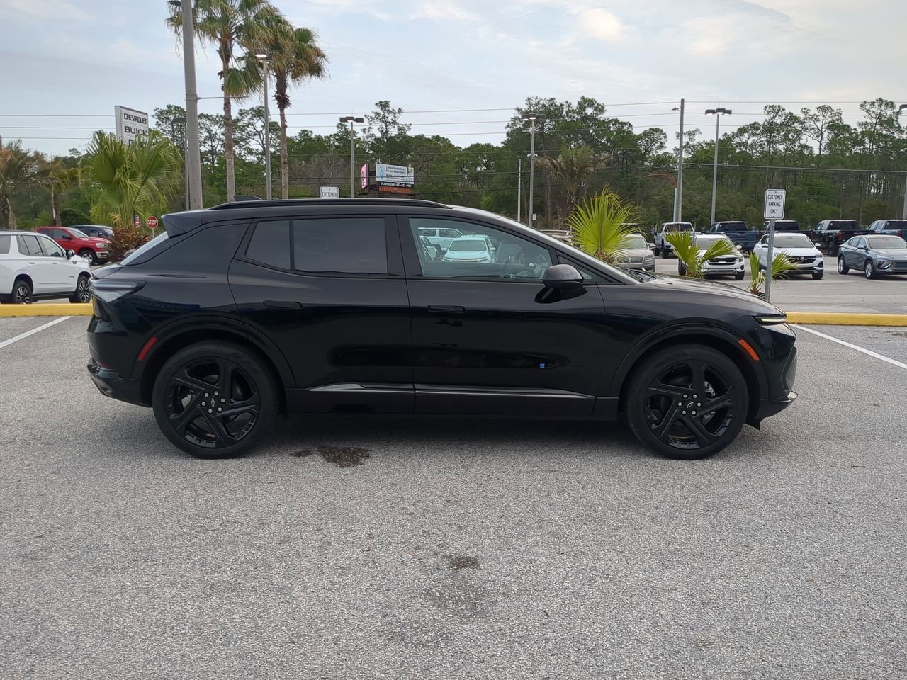 2026 Chevrolet Equinox EV RS - Photo 9