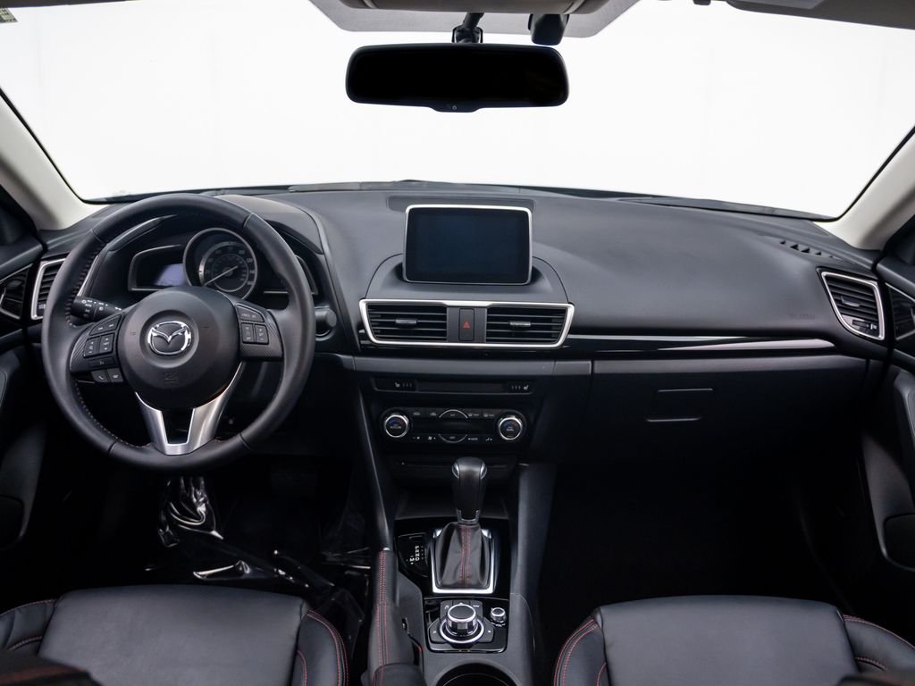 Used 2016 Blue Reflex Mica Mazda i Grand Touring image 11
