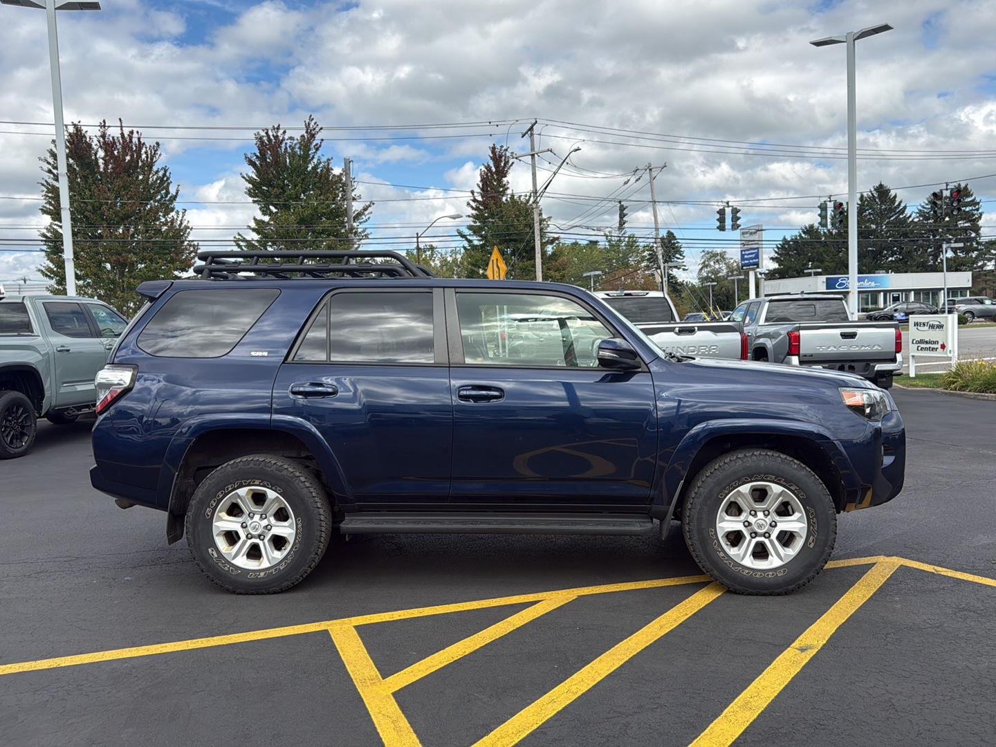 Used 2019 Nautical Blue Metallic Toyota Limited image 2