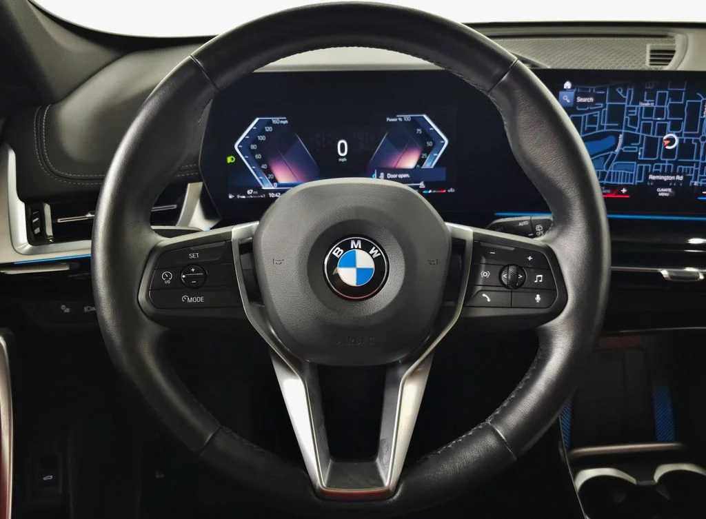 Used 2023 White BMW xDrive28i image 21