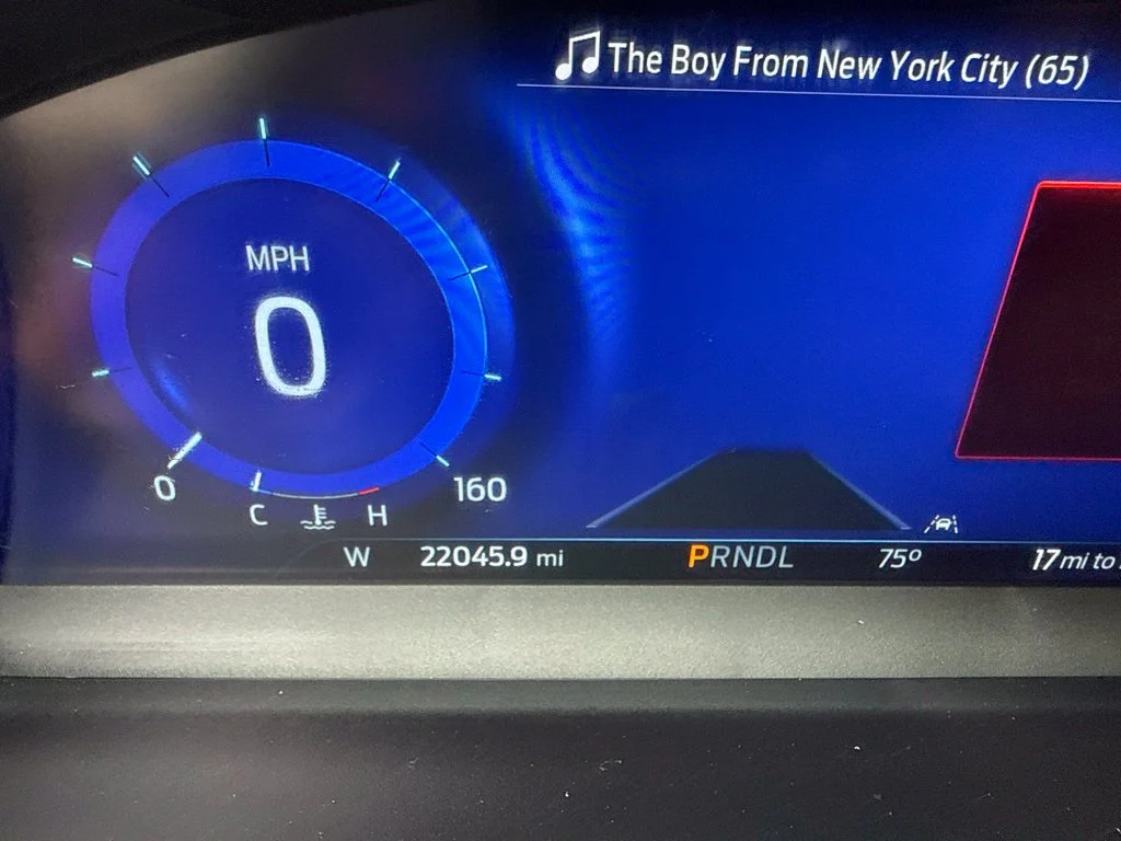Used 2023 Gray Ford Platinum image 7