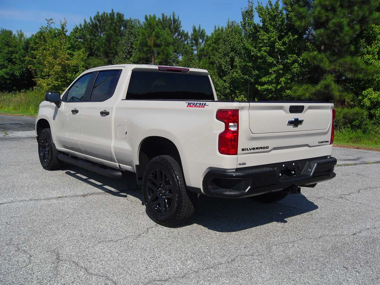 Certified Used 2026 White Sands Chevrolet Custom Trail Boss image 3