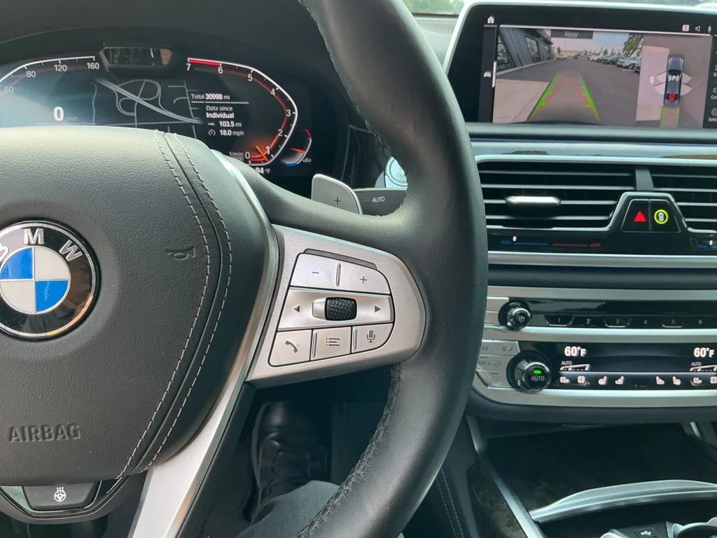 2022 BMW 7 Series 750i - Photo 21