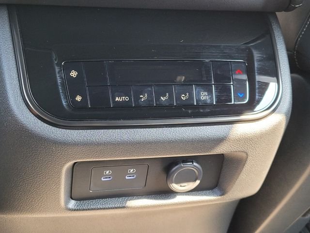 2025 Nissan Armada PRO-4X - Photo 16