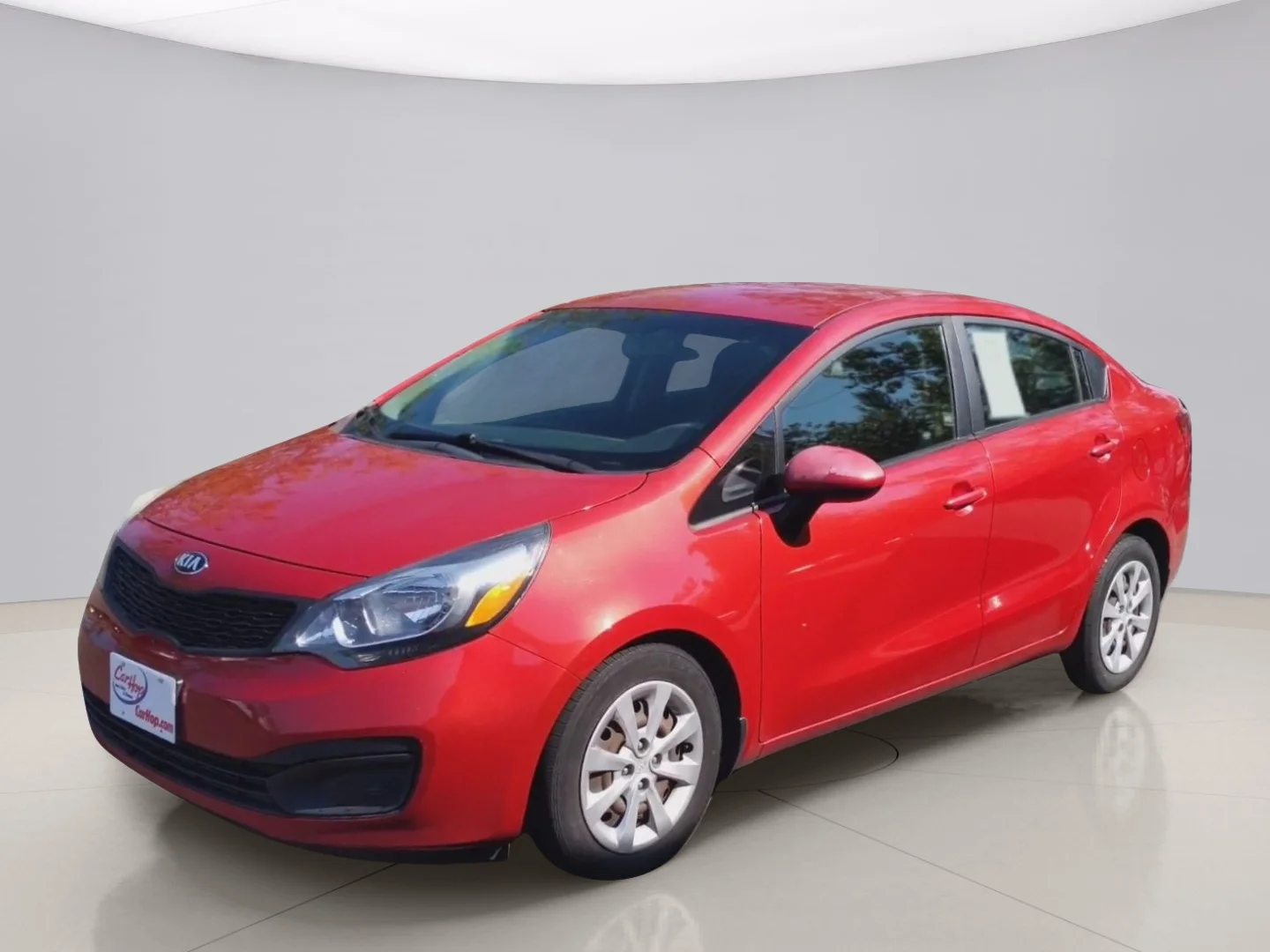 Used 2014 Red Kia LX image 1