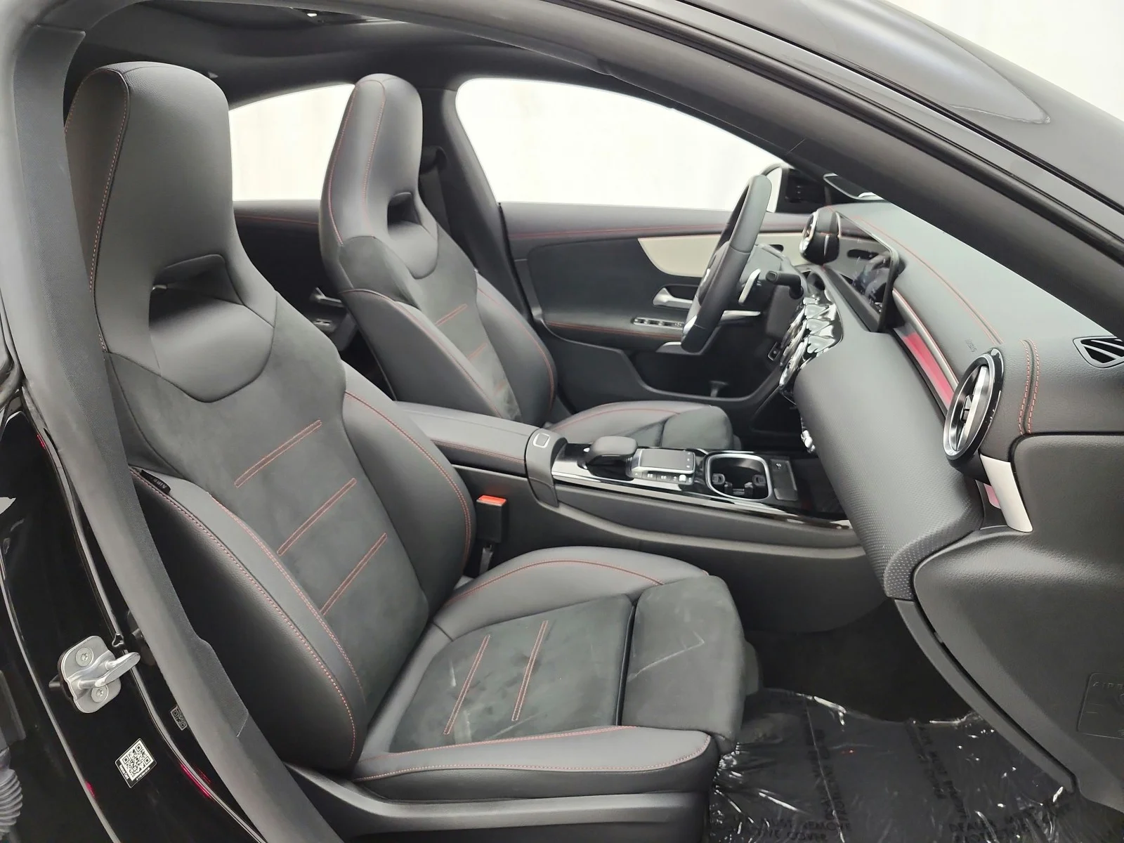 Used 2023 Night Black Mercedes-Benz CLA 250 Coupe image 19