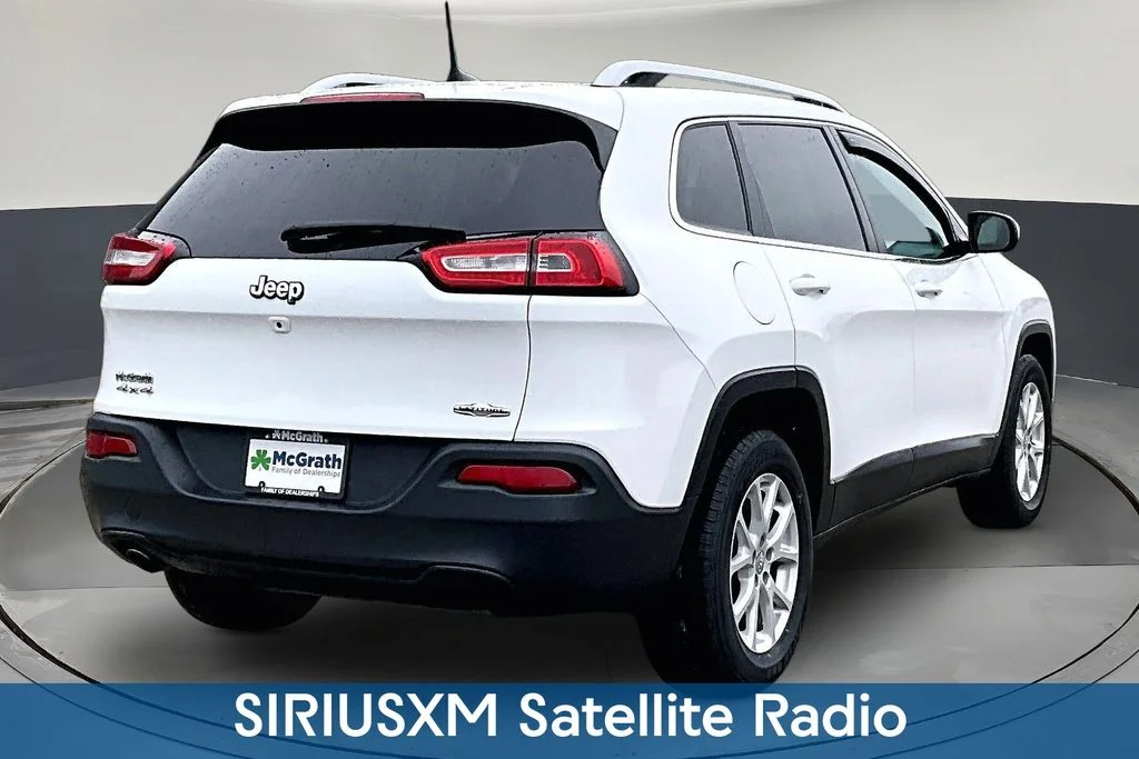 2017 Jeep Cherokee Latitude - Photo 7