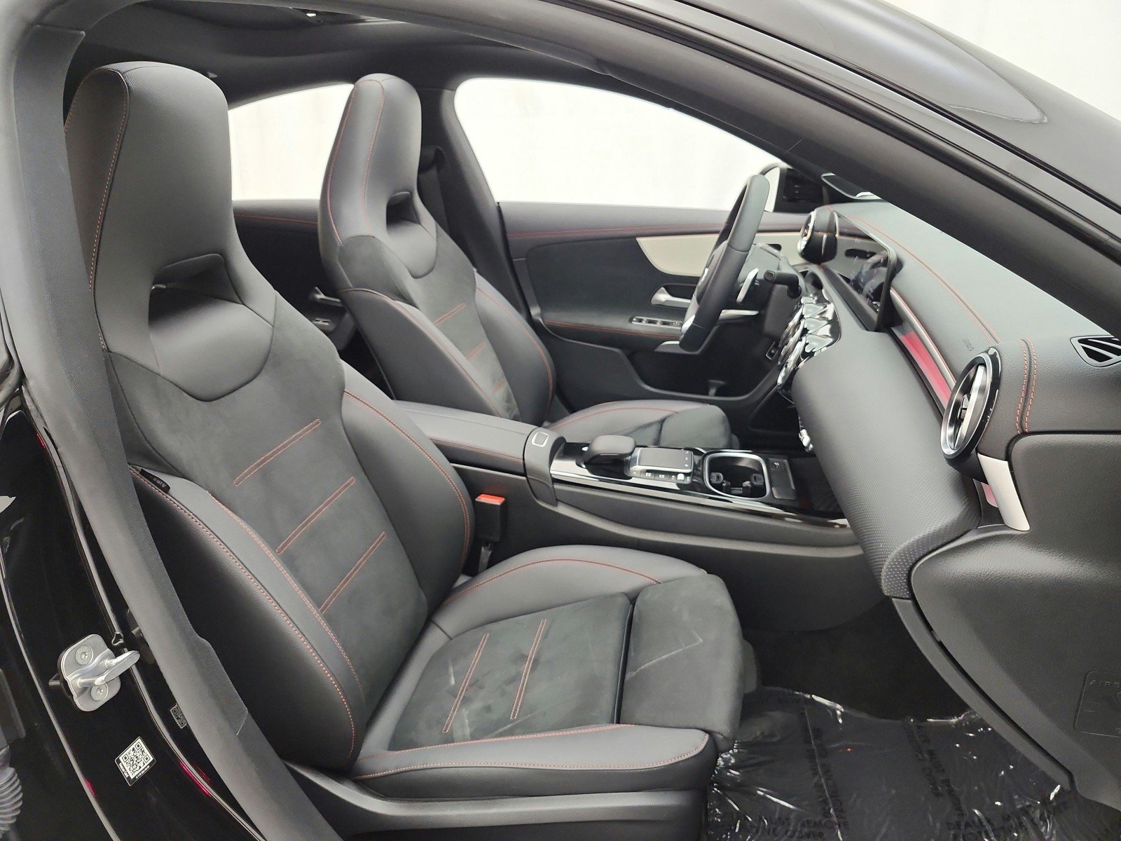 Used 2023 Night Black Mercedes-Benz CLA 250 Coupe image 19