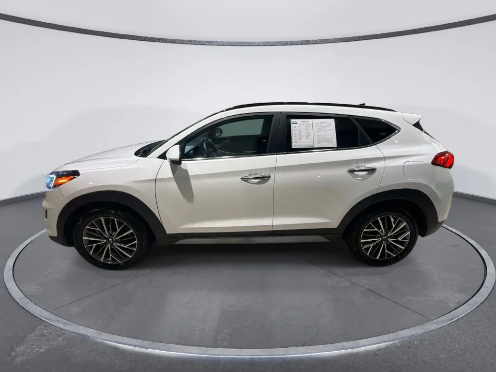 Used 2021 White Hyundai Ultimate image 4