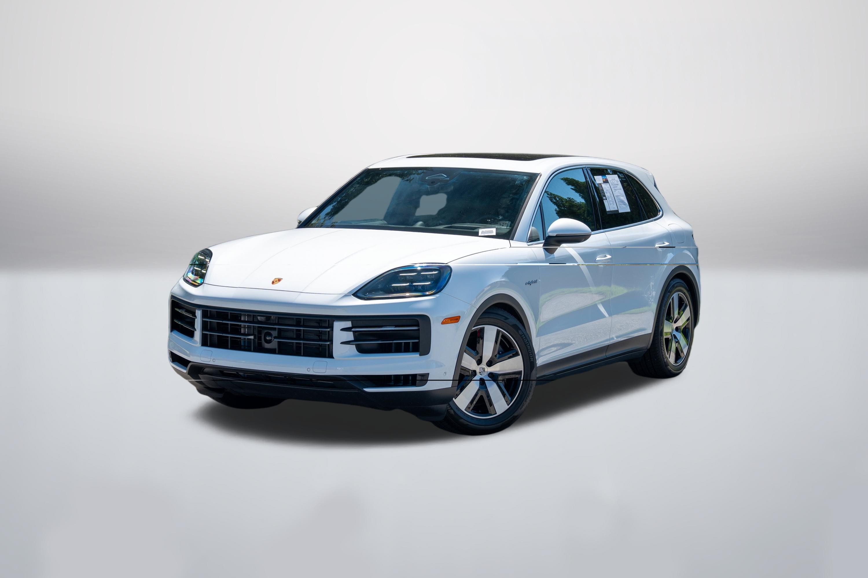 Used 2026 Carrara White Metallic Porsche E-Hybrid image 1
