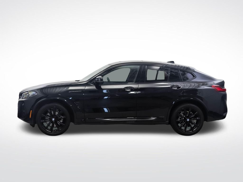 Certified Used 2024 Black Sapphire Metallic BMW xDrive30i image 2