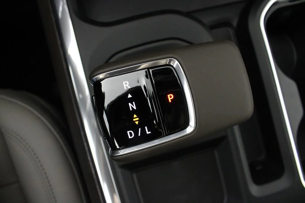 2026 GMC Sierra 1500 SLT - Photo 28